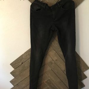 Black skinny jeans